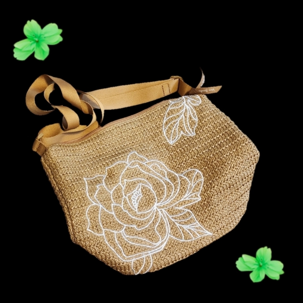 VERA BRADLEY - SOFT FAWN CROSS BODY BUCKET BAG